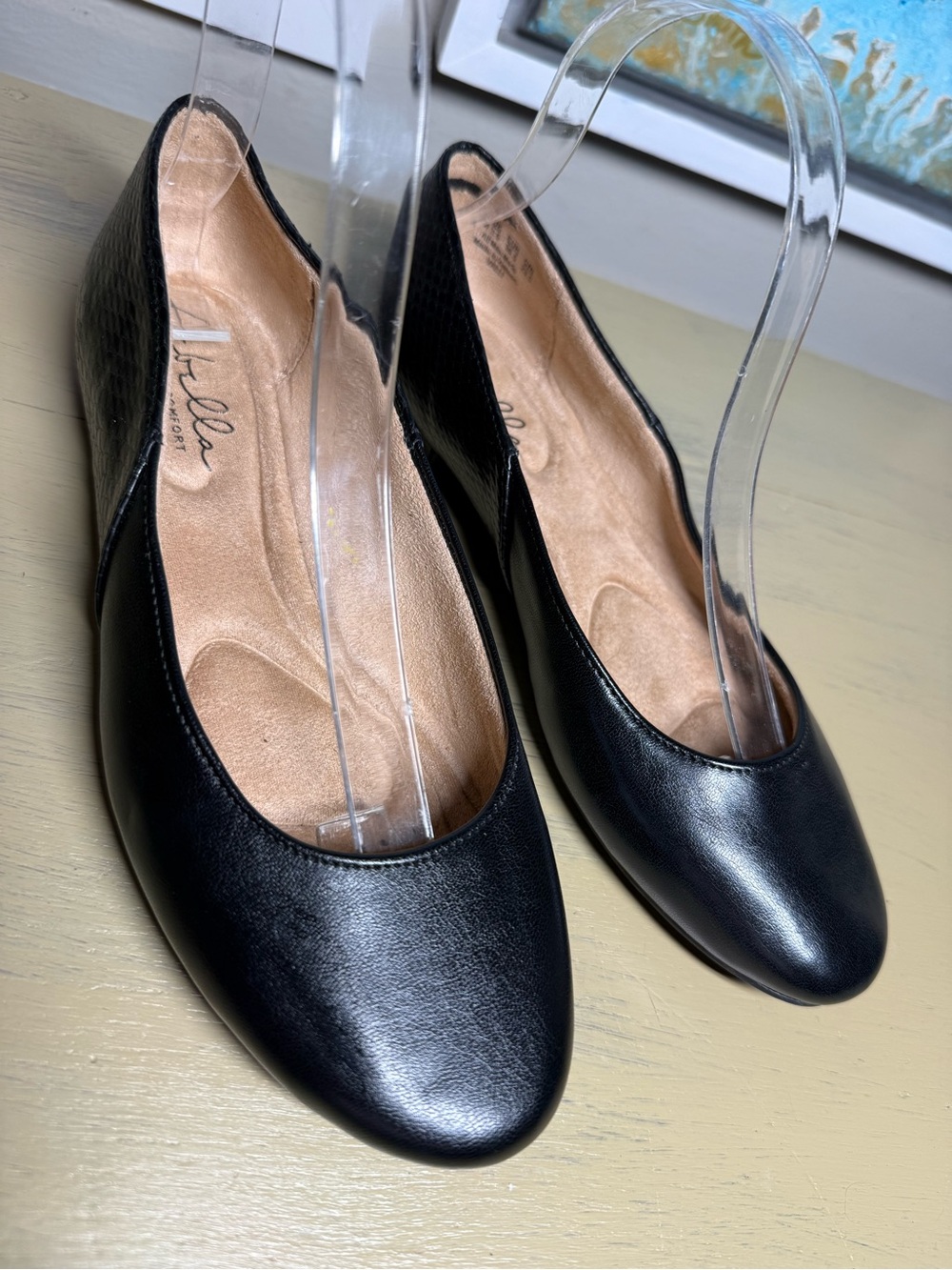 Abella True Comfort Valli Black Leather Round-Toe Ballet Flats